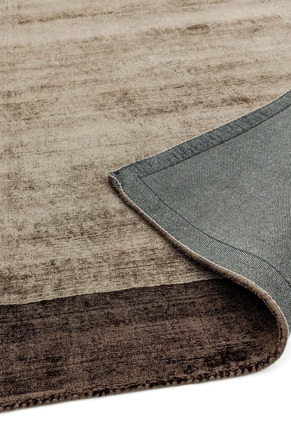 Alfombra de viscosa mod. BLADE BORDER